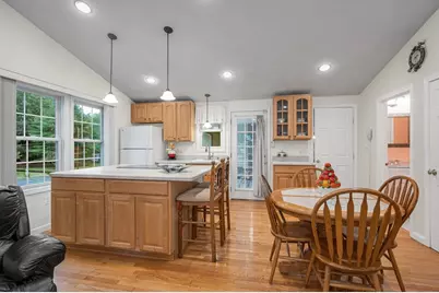 7 Draper Dr, Wilmington, MA 01887 - Photo 28