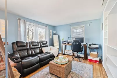 20 Washburn St, Attleboro, MA 02703 - Photo 8
