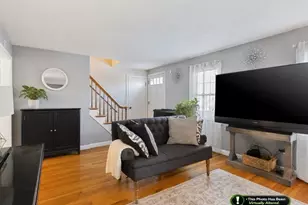 20 Washburn St, Attleboro, MA 02703 - Photo 6