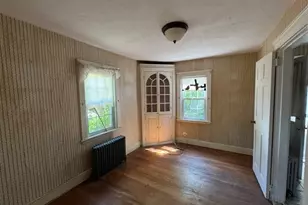 203 Willow St, Stoughton, MA 02072 - Photo 4