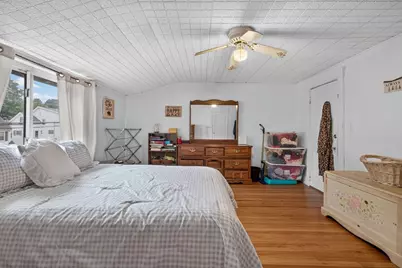 12 Hurd Ave, Saugus, MA 01906 - Photo 16