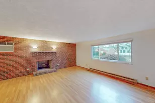 19 Ashmont Ave, Newton, MA 02458 - Photo 6