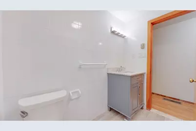 19 Ashmont Ave #0, Newton, MA 02458 - Photo 16