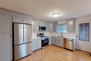 19 Ashmont Ave, Newton, MA 02458 - Photo 2