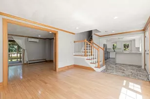 15 Marion St, Wilmington, MA 01887 - Photo 4