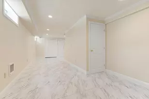 15 Marion St, Wilmington, MA 01887 - Photo 18