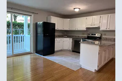 71 Edgeworth St #16, Worcester, MA 01605 - Photo 4