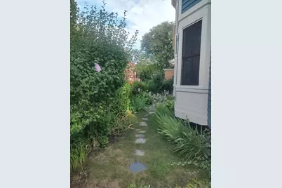 28 Mt. Auburn St. #1, Cambridge, MA 02138 - Photo 2