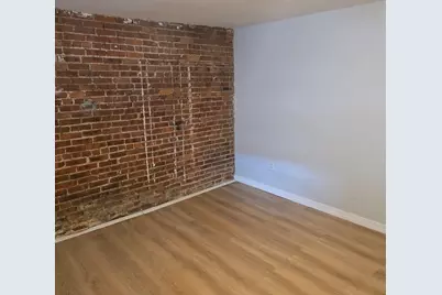 4 Michelangelo St #1, Boston, MA 02113 - Photo 8
