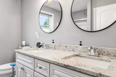 10 Stone St #1, Auburn, MA 01527 - Photo 14