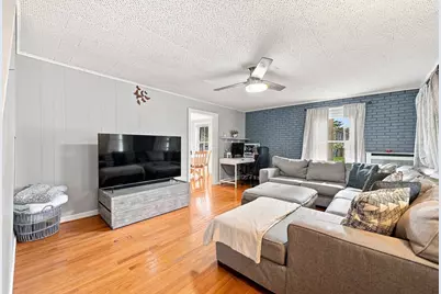38 Belmont Street, Fitchburg, MA 01420 - Photo 6