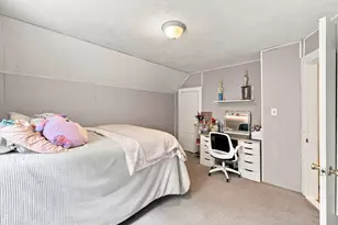 38 Belmont St, Fitchburg, MA 01420 - Photo 18
