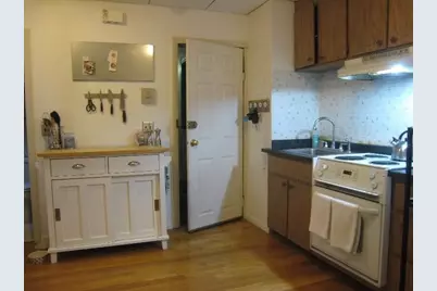 34 Charter St #4B, Boston, MA 02113 - Photo 2