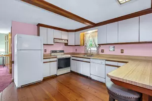 48 Cannington St, Lowell, MA 01854 - Photo 8