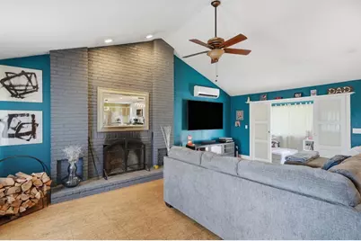 55 New Caster Drive, Lowell, MA 01854 - Photo 6