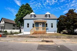 19 Mason St, Taunton, MA 02780 - Photo 1
