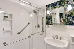 10 Fern Cir, Brockton, MA 02301 - Photo 34