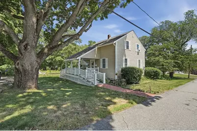 61 Houlton Street, Swansea, MA 02777 - Photo 2