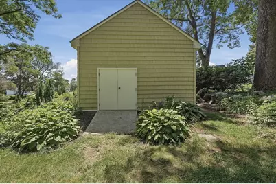61 Houlton Street, Swansea, MA 02777 - Photo 24