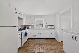 39 Hillsdale Rd, Dedham, MA 02026 - Photo 12