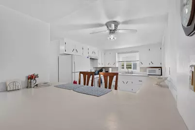 39 Hillsdale Rd, Dedham, MA 02026 - Photo 10