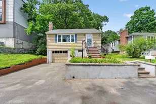39 Hillsdale Rd, Dedham, MA 02026 - Photo 2