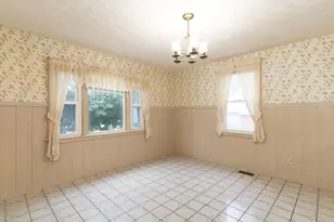 6 Maynard St, Webster, MA 01570 - Photo 8
