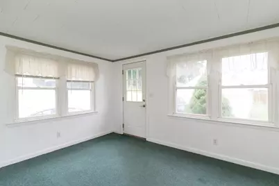6 Maynard St, Webster, MA 01570 - Photo 4