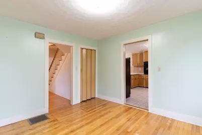 6 Maynard St, Webster, MA 01570 - Photo 14
