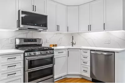 36 Maple St #36, Canton, MA 02021 - Photo 2