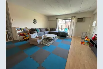 135 Pleasant St #601, Brookline, MA 02446 - Photo 2
