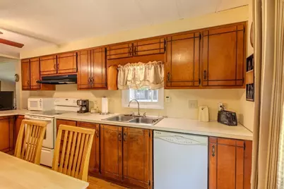 63 Haskell Circle, Lakeville, MA 02367 - Photo 10