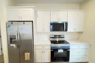804-806 Saratoga, Boston, MA 02128 - Photo 10