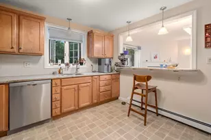 6 Deerfield Ct, Grafton, MA 01519 - Photo 6