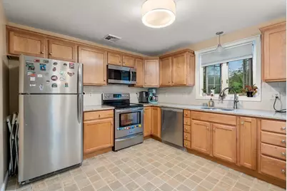 6 Deerfield Court #6, Grafton, MA 01519 - Photo 4