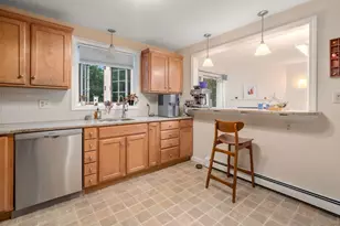 6 Deerfield Ct, Grafton, MA 01519 - Photo 6