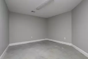 109 Farwell St, Newton, MA 02460 - Photo 18