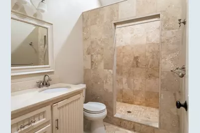 109 Farwell St #109, Newton, MA 02460 - Photo 8