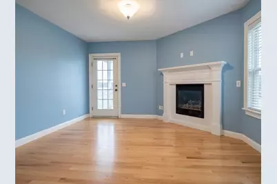 109 Farwell St #109, Newton, MA 02460 - Photo 6