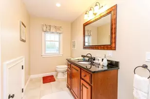 109 Farwell St, Newton, MA 02460 - Photo 6