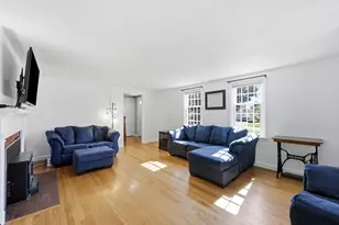 63 Spruce St, Westfield, MA 01085 - Photo 12