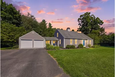 63 Spruce St, Westfield, MA 01085 - Photo 2