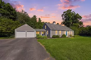 63 Spruce St, Westfield, MA 01085 - Photo 2