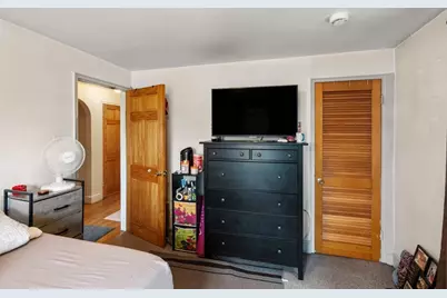 22 Stanbro St, Boston, MA 02136 - Photo 8