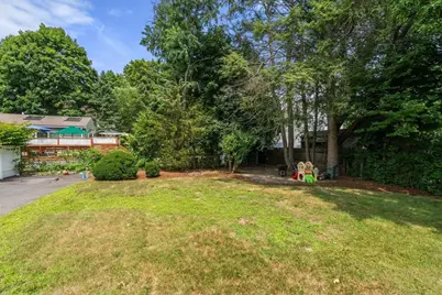 22 Stanbro St, Boston, MA 02136 - Photo 18