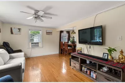 22 Stanbro St, Boston, MA 02136 - Photo 4