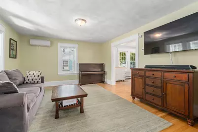 128 Pleasant St, Milton, MA 02186 - Photo 8