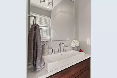 29 Trifiro Rd, Billerica, MA 01821 - Photo 12