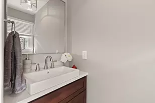 29 Trifiro Rd, Billerica, MA 01821 - Photo 12