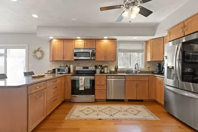 29 Trifiro Rd, Billerica, MA 01821 - Photo 28